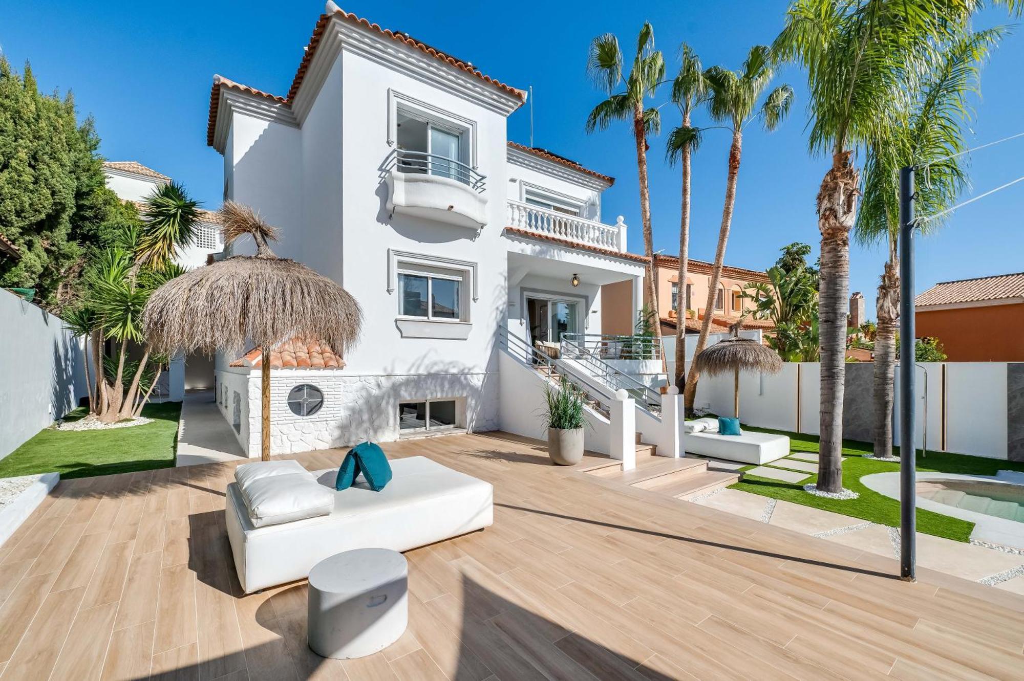 Vacation Marbella I Sunny Camelia Villa Heated Pool, Recently Renovated, Best Residential Neighborhood In Benalmadena, Short Walk To The Beach, Cinema Room Eksteriør bilde
