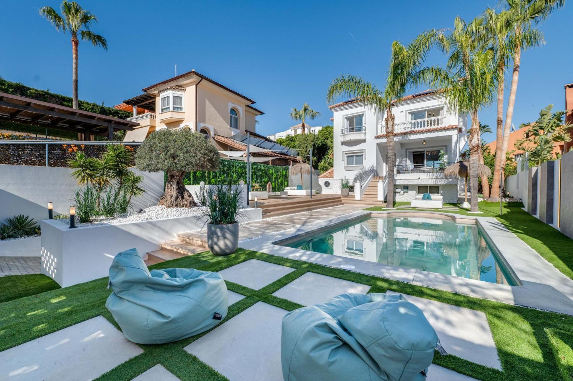 Vacation Marbella I Sunny Camelia Villa Heated Pool, Recently Renovated, Best Residential Neighborhood In Benalmadena, Short Walk To The Beach, Cinema Room Eksteriør bilde