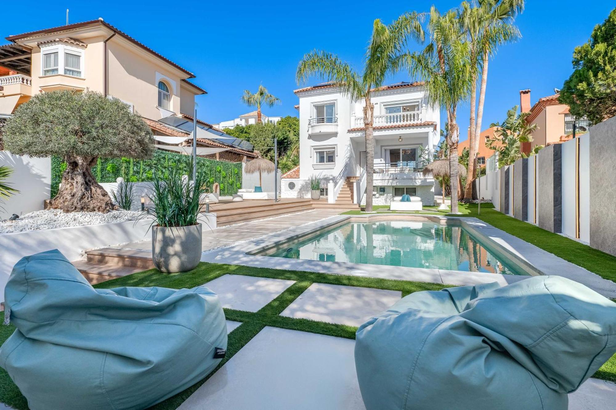 Vacation Marbella I Sunny Camelia Villa Heated Pool, Recently Renovated, Best Residential Neighborhood In Benalmadena, Short Walk To The Beach, Cinema Room Eksteriør bilde